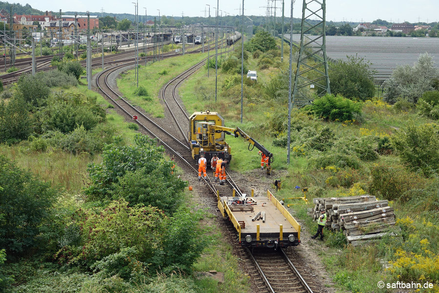 Während der Gleisbauarbeiten war die Zuführungsstrecke von Bitterfeld nach Bitterfeld Nord gesperrt.