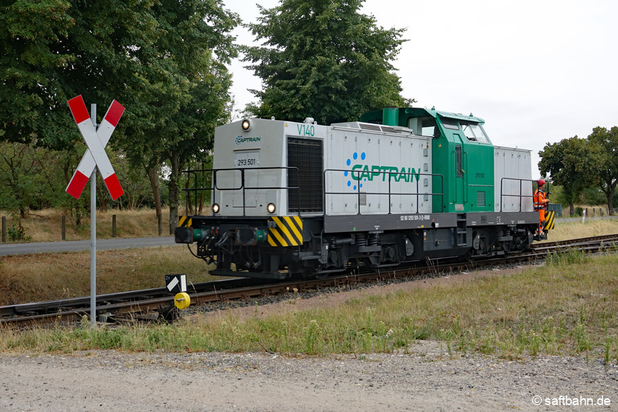 Einrangieren in das Anschlussgleis der Verbio in Zörbig.